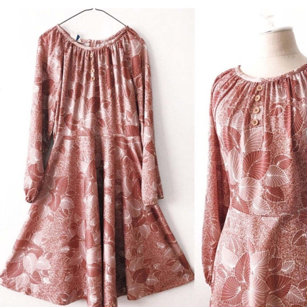 Vintage Long Sleeve Floral Dress